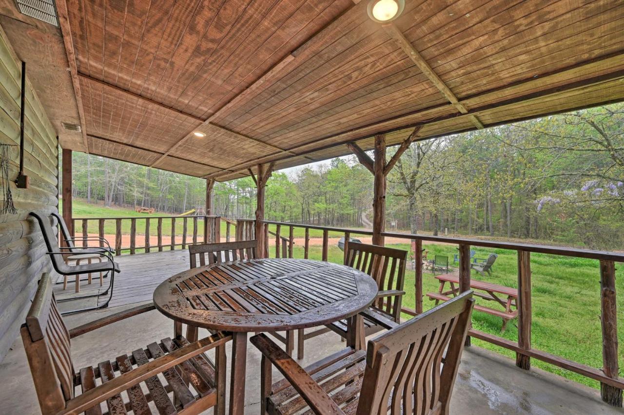 Rustic Cabin With Hot Tub Near Broken Bow Lake! Exterior photo