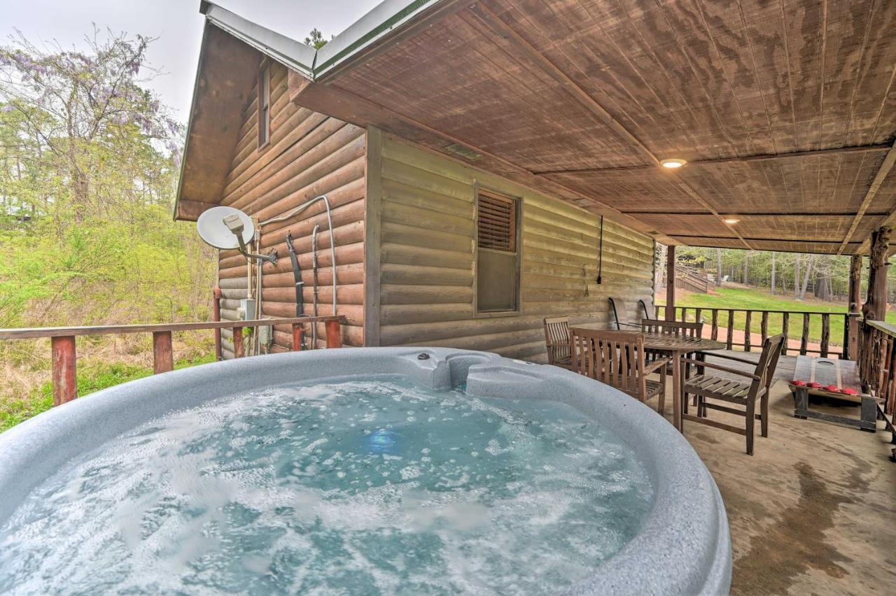 Rustic Cabin With Hot Tub Near Broken Bow Lake! Exterior photo