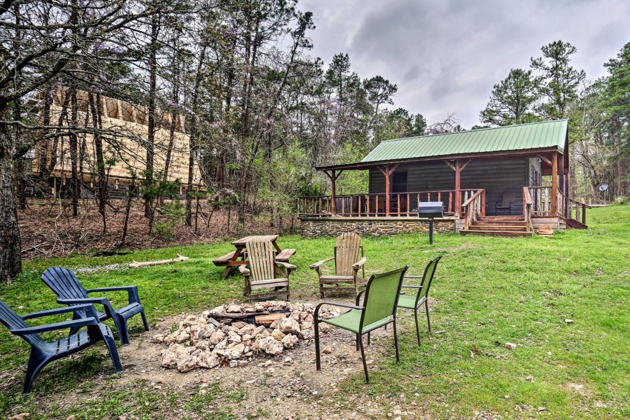 Rustic Cabin With Hot Tub Near Broken Bow Lake! Exterior photo