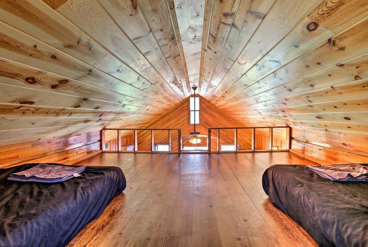 Rustic Cabin With Hot Tub Near Broken Bow Lake! Exterior photo