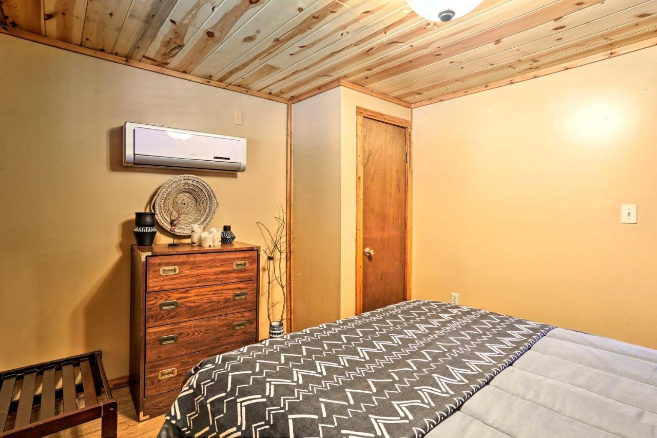 Rustic Cabin With Hot Tub Near Broken Bow Lake! Exterior photo